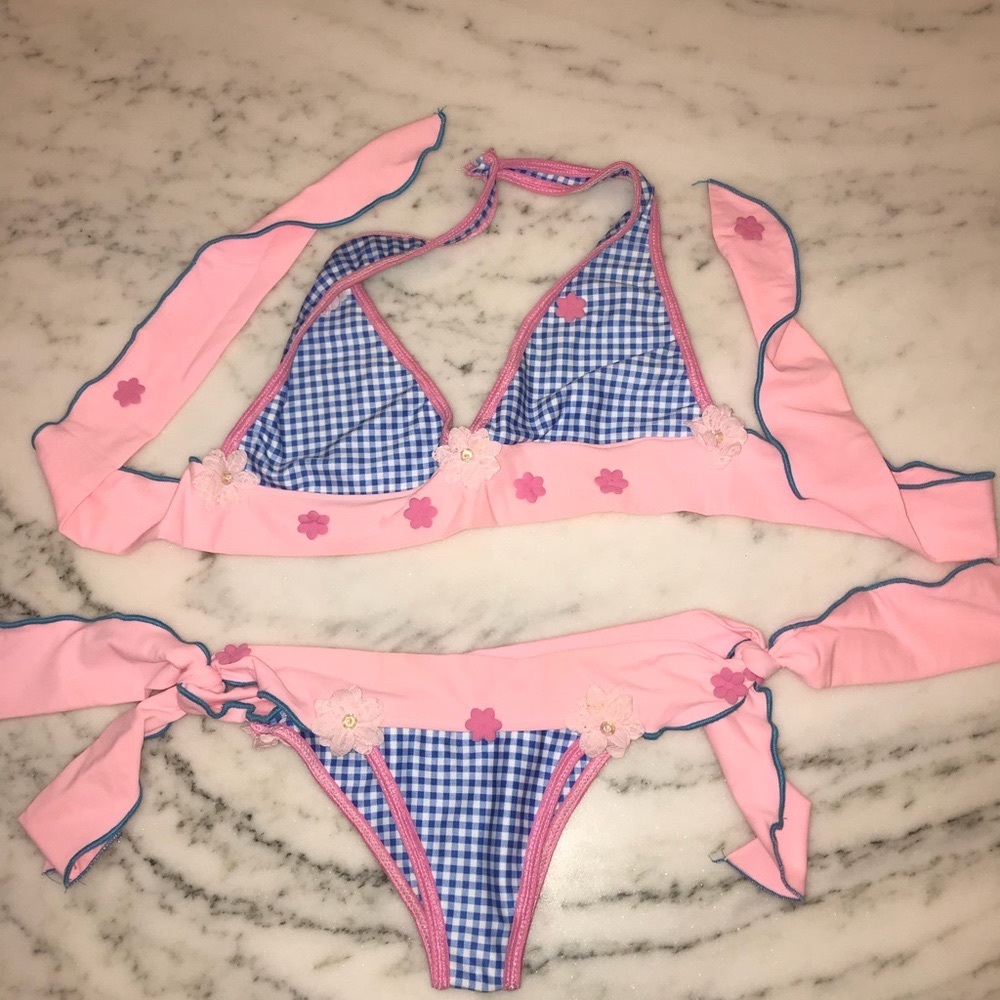 Cute Barbie bikini! 👙